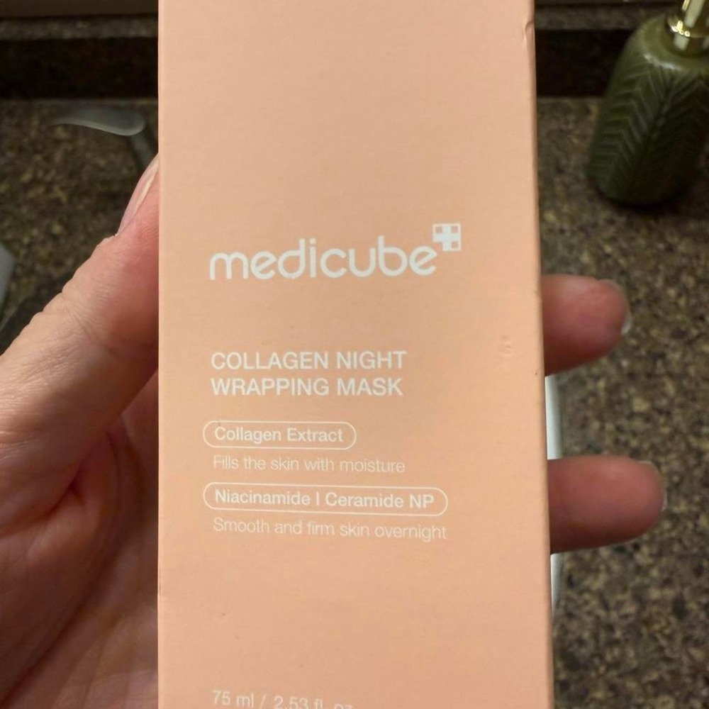 MediCube Collagen Night Wrapping Mask 75ml Korean Skincare Niacinamide Ceramide